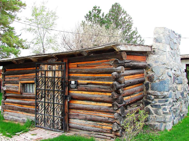 Pioneer cabin in Grantsville, Utah
